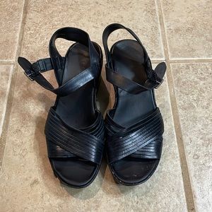 Womens black size 8 Kors wedges